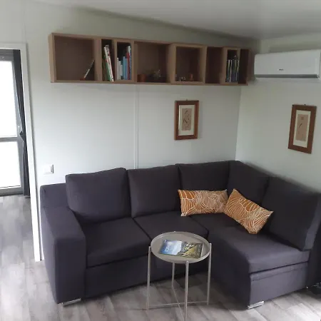 Tinyhouse